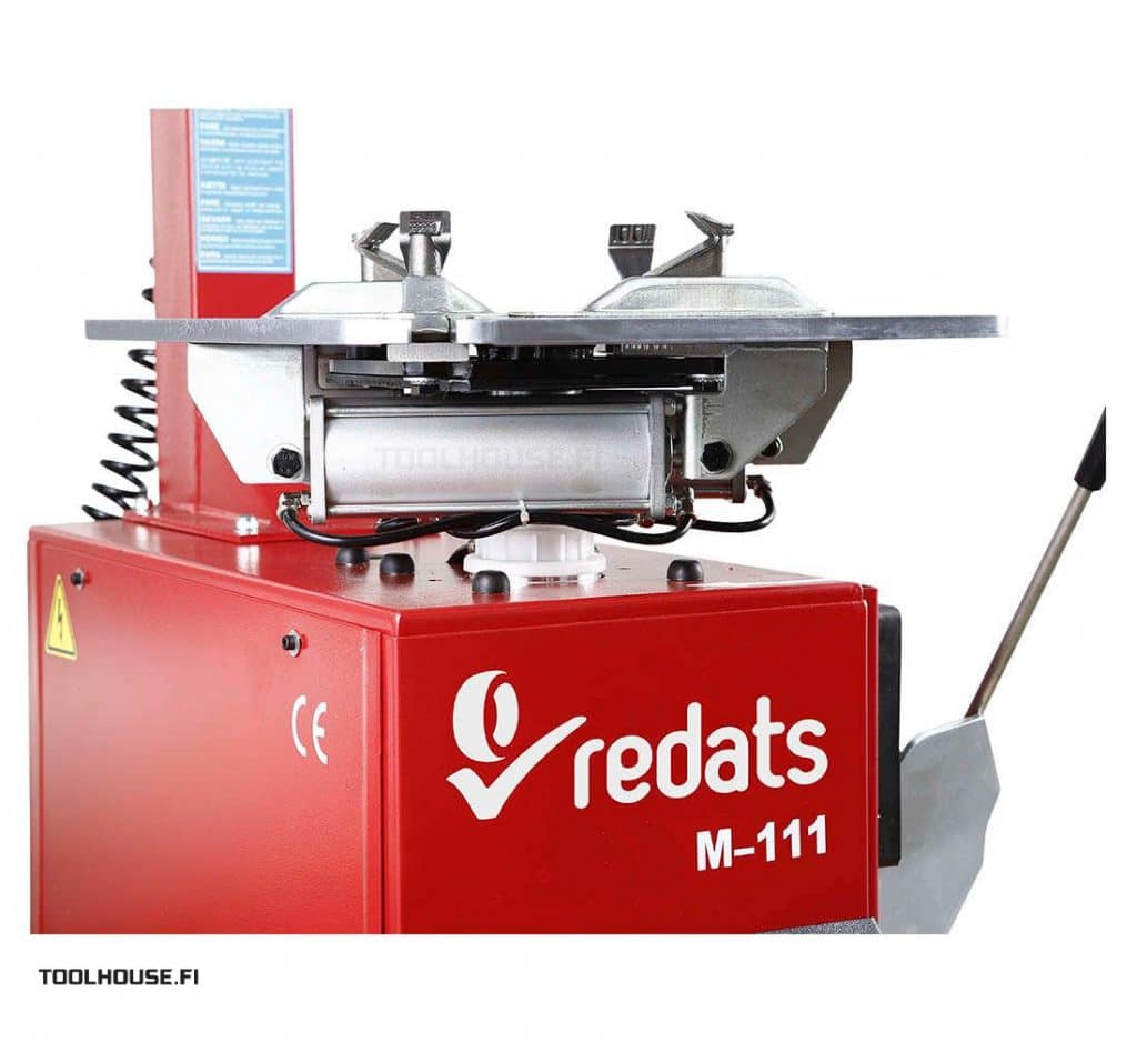 Redats M-111F – Toolhouse
